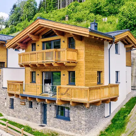 In With Sauna Chalet *